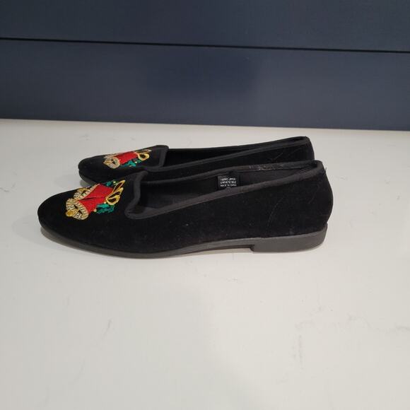 Christmas Flats Black Velvet with Red bells Gold and Green accent colors. - Picture 4 of 7